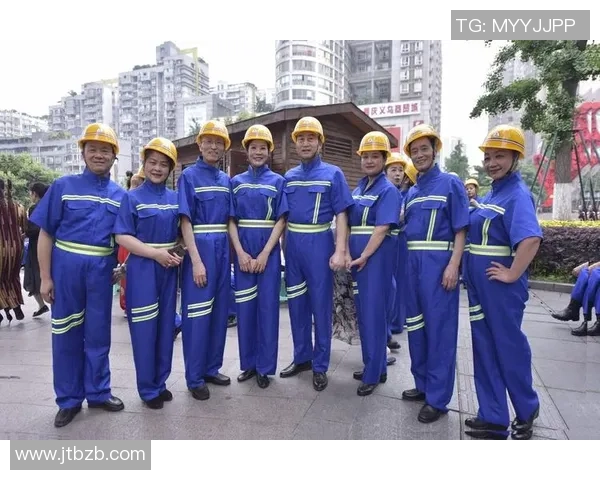 重庆篮球队的奋斗历程与荣耀时刻全景纪实